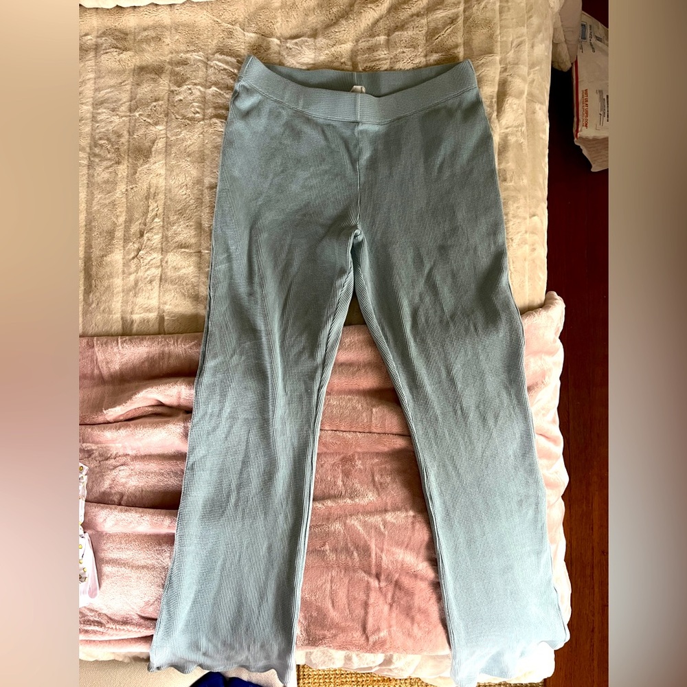 ARITZIA FLARE LEGGINGS